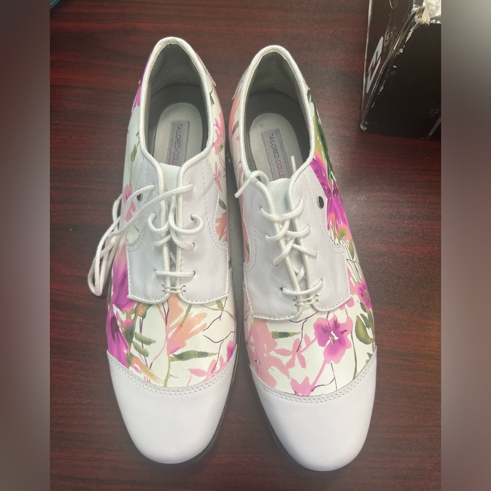 Foot joy golf shoes brand new never worn